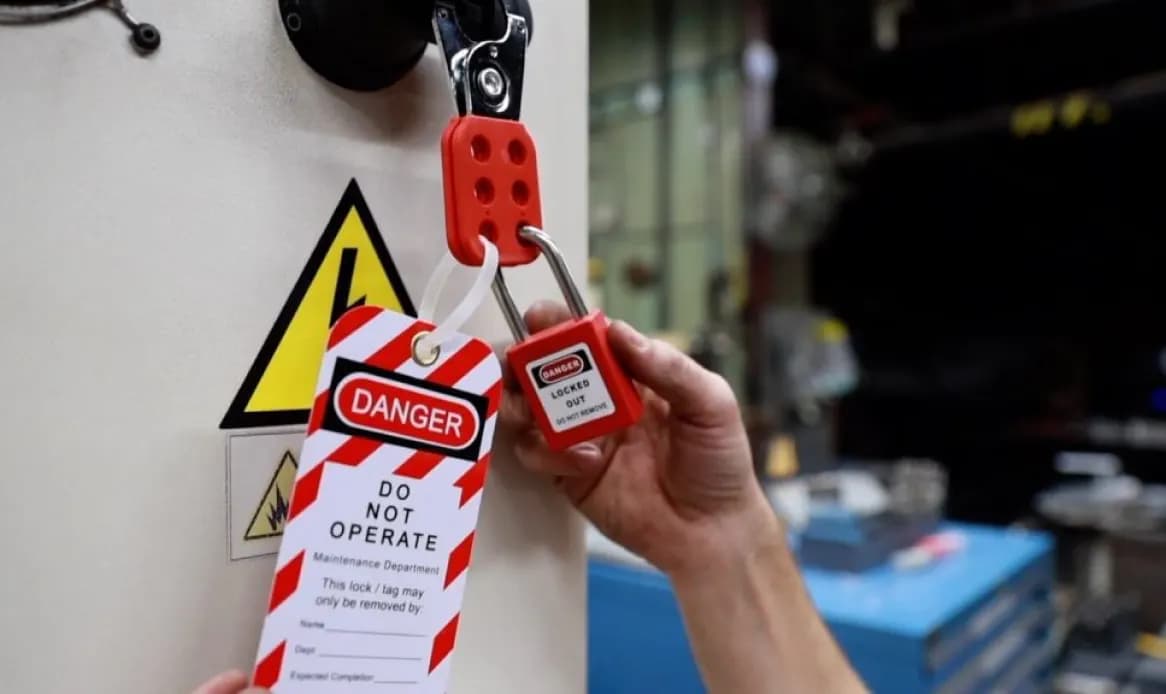 Lockout tagout safety procedure illustration