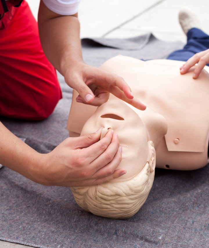 First Aid mobile hero